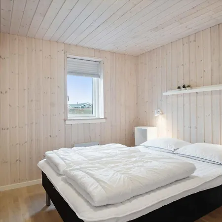 Modern Summer House In Pot With Sauna