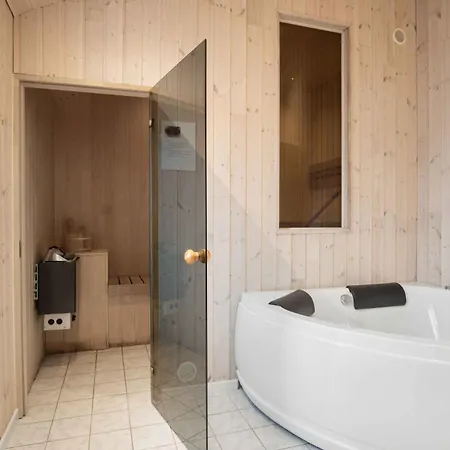Σπίτι διακοπών Modern Summer House In Pot With Sauna